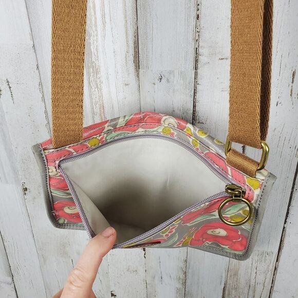 Fossil Floral Oil Cloth Crossbody Bag Purse Pink Gray - Picture 5 of 11